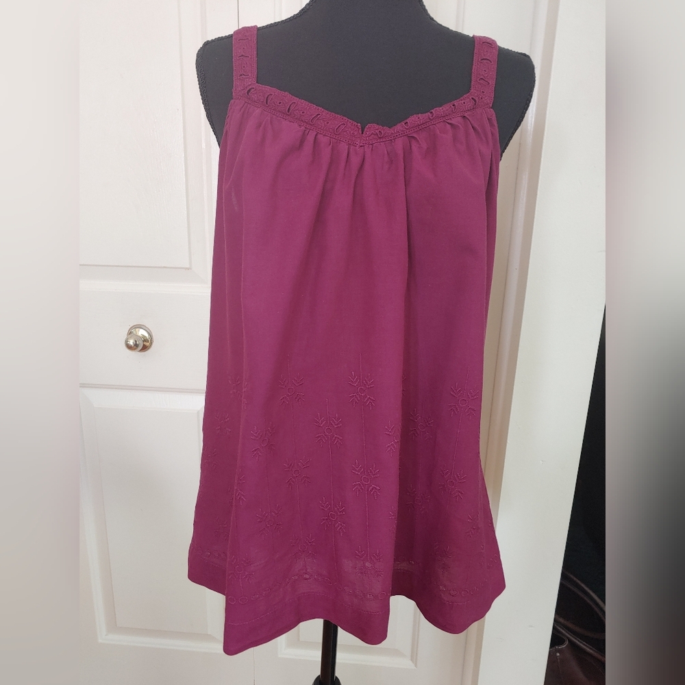 Sonoma Burgundy Sleeveless Top Size L